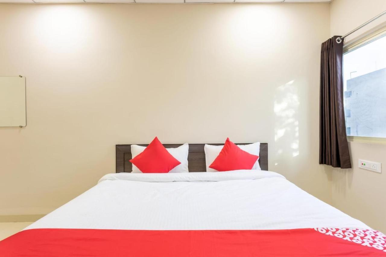 Jagtara Residency Ξενοδοχείο Ιντόρ Εξωτερικό φωτογραφία